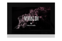 versione TOUCH del dispositivo multimediale audio, per integrazioni domotiche, amplificazione stereo, microfono, con sorgenti e streamer integrato